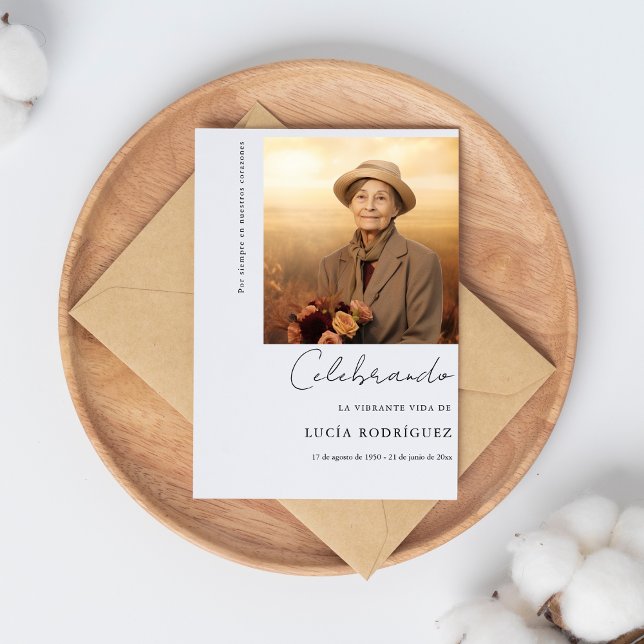 Einfache Celebrando-Ankündigung zur spanischen Bee Einladung (Von Creator hochgeladen)