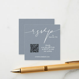 Einfache Chic Dusty Blue QR Code Hochzeit Begleitkarte