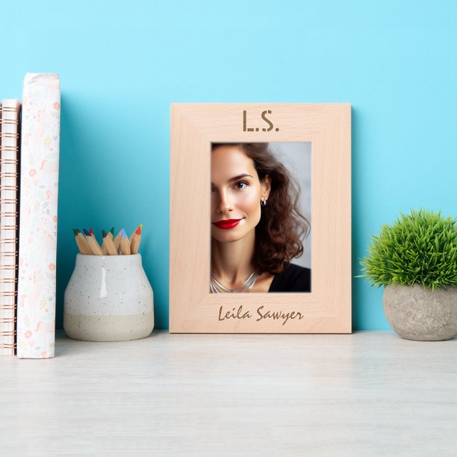 Einfache Chic-Personalisierte Monogramm und Name Geätzte Rahmen (Von Creator hochgeladen)