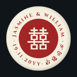 Einfache Circle Double Happiness Chinesische Hochz Magnet<br><div class="desc">Minimalistische Rot/Elfenbeincreme beige weiß rund/Kreis verdoppeln Glück auf einem Elfenbeincreme beige weiß/rot Hintergrund chinesischen Hochzeitsfeier Gunst Geschenk / speichern Sie das Datum Magnet. Dieses Design zeichnet sich durch ein modernes doppeltes Glückssymbol aus, das in minimalistischem chinesischem Schriftzeichen in einem einfachen Kreisrahmen auf einem schlichten, weißen Elfenbeincreme/roten Hintergrund geschrieben ist. Ein...</div>