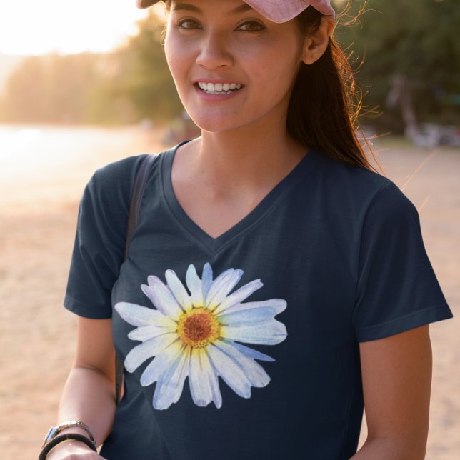 Einfache Daisy Watercolor-Blume T-Shirt (Von Creator hochgeladen)