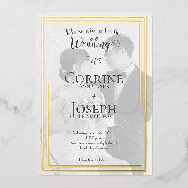 Einfache Einladungen zum Hochzeitsfeiern im Foto