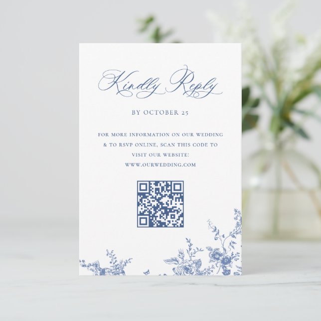 Einfache Elegant Blue French Garden Wedding QR Cod RSVP Karte (Stehend Vorderseite)
