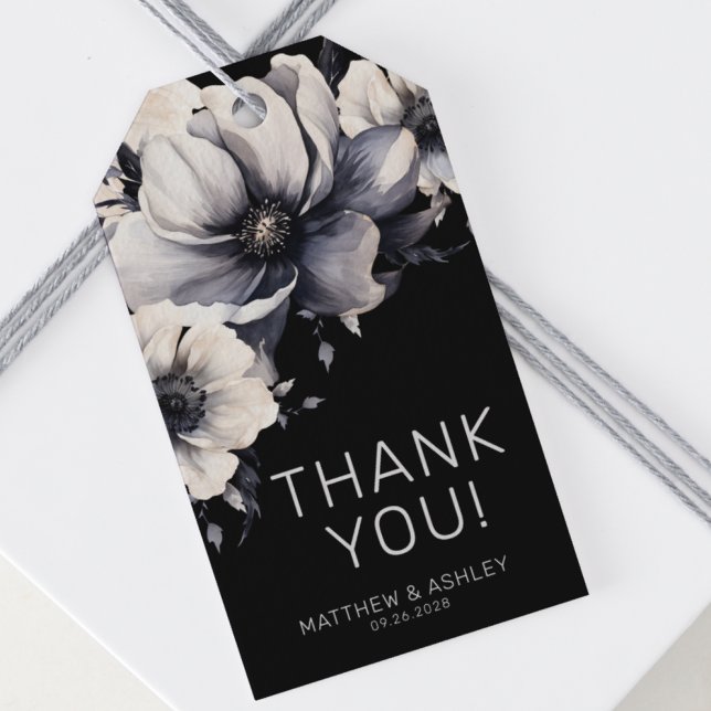 Einfache Elegante Moderne Schwarze Flora Hochzeit Geschenkanhänger (Simple Elegant Modern Floral Black White Wedding Gift Tags)