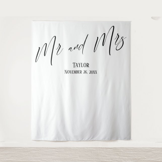 Einfache Elegante Mr. and Mrs. Foto Backdrop Wandteppich (Vorderseite)
