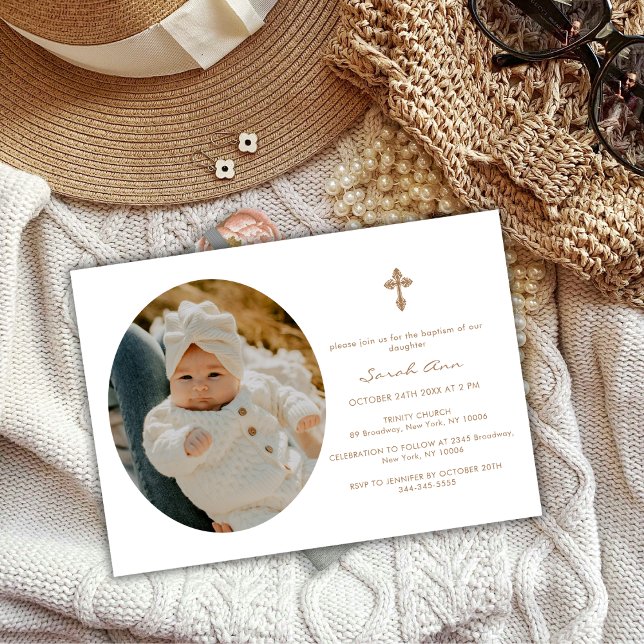 Einfache elegante Oval Gold Cross Baby Foto Taufe Einladung (Simple Elegant Oval Gold Cross Baby Photo Baptism Invitation)