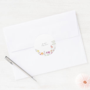 Einfache elegante Wildblumen-Baby-Party Runder Aufkleber