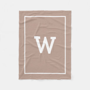 Einfache erdige Beige Toned Initial Monogram Fleecedecke