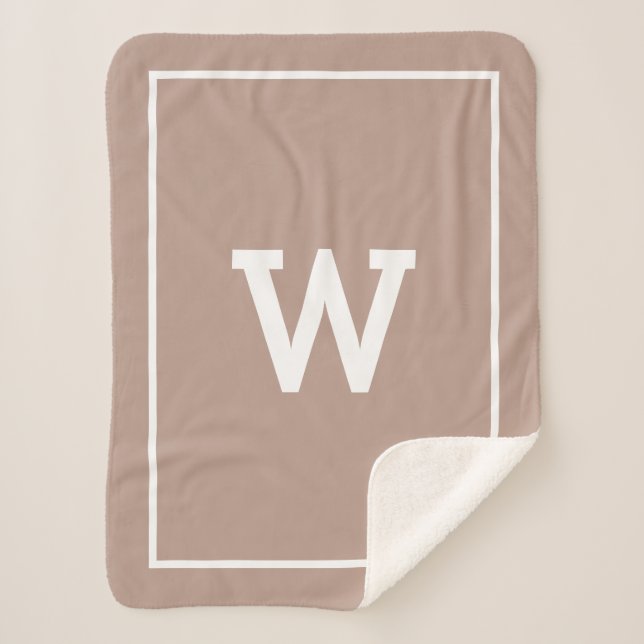 Einfache erdige Beige Toned Initial Monogram Sherpadecke (Vorderseite)