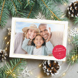 Einfache FOTO Moderne minimale festliche Stelle ro Feiertagskarte<br><div class="desc">per kat massard >>> WWW.SIMPLYSWEETPAPERIE.COM<<< An elegant card design featuring quote that you can change yourself! White geometric border on the backside, giving you the opportunity to handwrite a personal message or place a full portrait photo. NOTE >> Kontaktieren Sie mich kat@simplysweetpaperie.com wenn Sie Hilfe benötigen, um Ihre Fotos perfekt...</div>