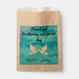 Einfache Gefälligkeitstaschen. Hochzeitsthema. Tau Geschenktütchen