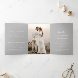Einfache graue Foto-Hochzeit elegant Dreifach Gefaltete Einladung
