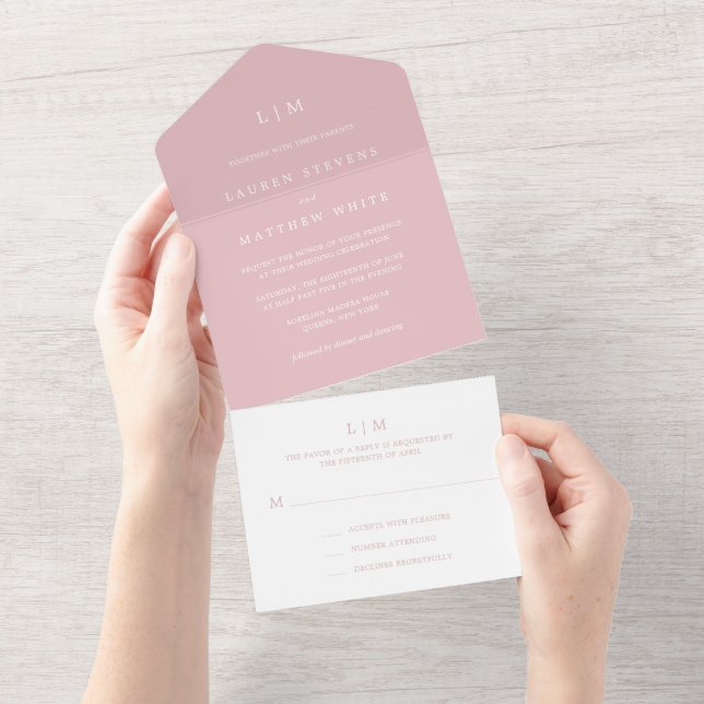 Einfache hellrosa Monogram Elegant Wedding All In One Einladung (Abreißen)