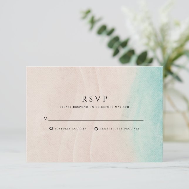 Einfache Hochzeit am Strand RSVP Karte (Stehend Vorderseite)