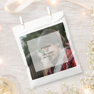 Einfache Hochzeitsschrift für elegantes Foto Geschenktütchen