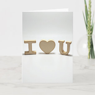 Einfache Holzkarte mit 'I Heart U' Karte