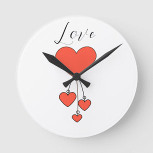 Einfache Illustration mit Scharlachtherzen Liebe Runde Wanduhr