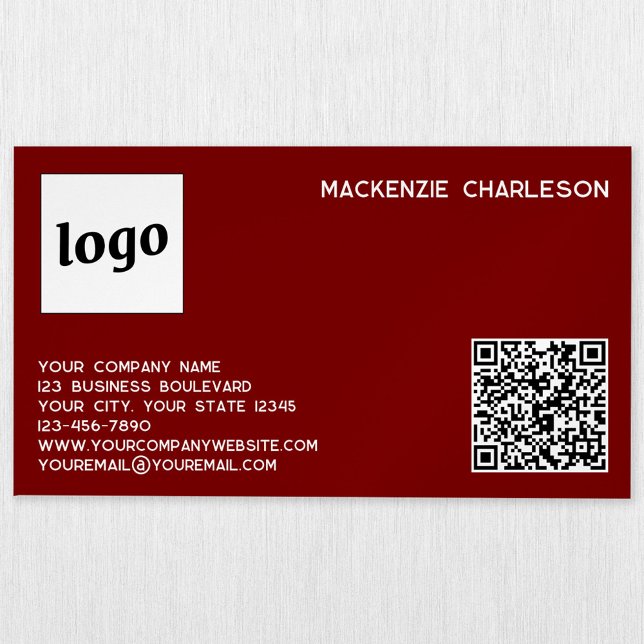 Einfache Logos und QR-Code Burgundy Red Magnetische Visitenkarte (Simple logo with custom text business branding promotional magnetic business card dark burgundy red)