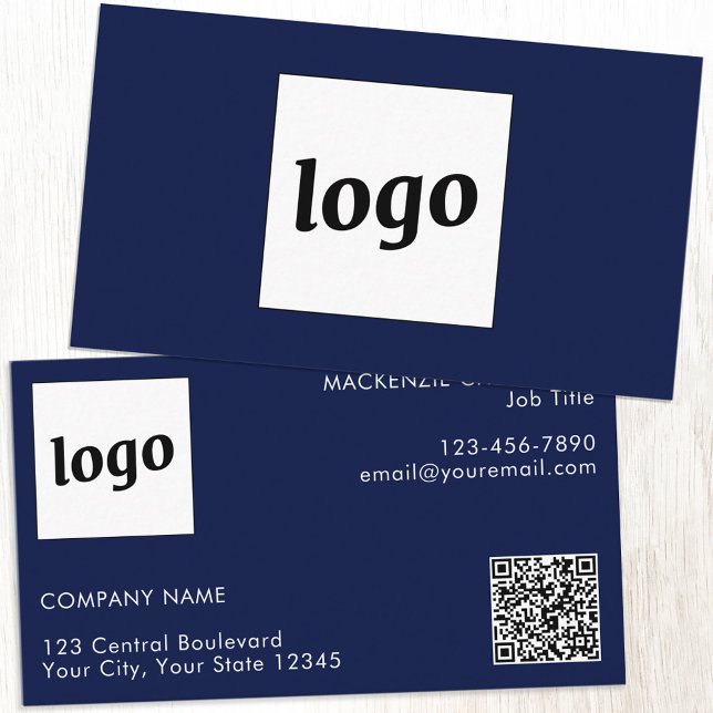 Einfache Logos und Text QR Code Navy Blue Visitenkarte (Simple logo with custom text and QR code professional navy blue business card)