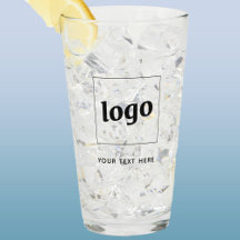 Einfache Logos und Texte