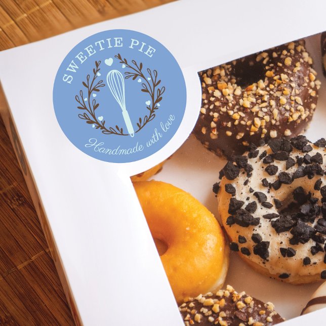 Einfache, lustige und minimale Bäckerei Whisk Logo Runder Aufkleber (Von Creator hochgeladen)