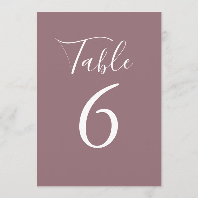 Einfache Mauve Chic Script-Tischnummer Einladung (Vorderseite)
