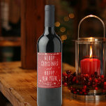 Einfache MERRY CHRISTMAS PAPPY NEW YEAR Red Weinetikett<br><div class="desc">Feiern Sie die Weihnachts- und Neujahrsferien mit Wein oder anderen besonderen Getränkespendern mit Ihren personalisierten Etiketten. Das Design zeichnet sich durch ein einfaches, modernes Rot-Weiß-Design mit einem bearbeitbaren Gruß (mit MERRY CHRISTMAS gezeigt) und HAPPY NEW YEAR und Ihrem Namen oder anderen benutzerdefinierten Text. HILFE: Für Hilfe bei der Modifizierung oder...</div>