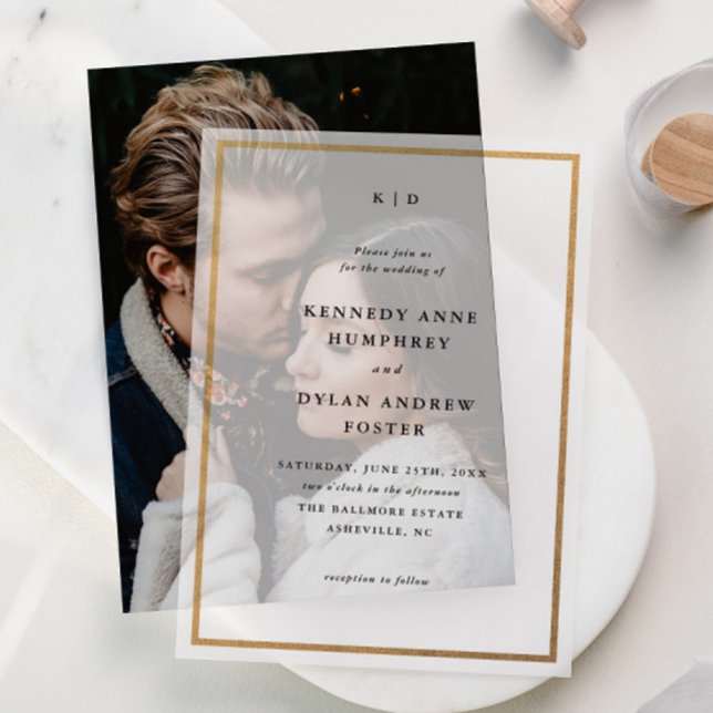 Einfache Minimal Typografie Monogram Wedding Overl (Simple monogram gold frame vellum wedding invitations. Perfect with a photo or on their own.)