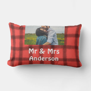 Einfache minimale mr und mrs Ihren Namen Foto rot  Lendenkissen