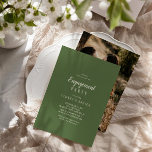 Einfache Minimalistische Dark Sage Foto Engagement Einladung