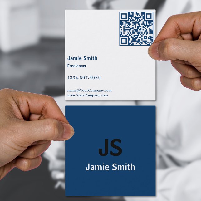 Einfache Minimalistische Initialen Schwarz, Blau u Quadratische Visitenkarte (Simple Minimalist Initials Black, Blue & White Square Business Card)