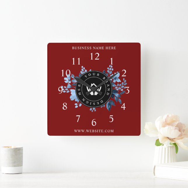 Einfache Minimalistische Logo- und Textwerbung Quadratische Wanduhr (Zuhause)