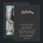 Einfache Minimalistische Script Sweet 16 Geburtsta Einladung<br><div class="desc">Einfache Minimalistische Script Sweet 16 Geburtstag Foto Einladung</div>