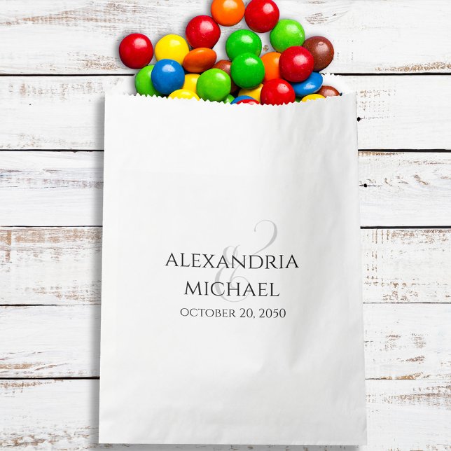 Einfache Minimalistische Vorliebe für Süßigkeiten Geschenktütchen (Simple minimalist candy favor bag. with calligraphy script ampersand.)
