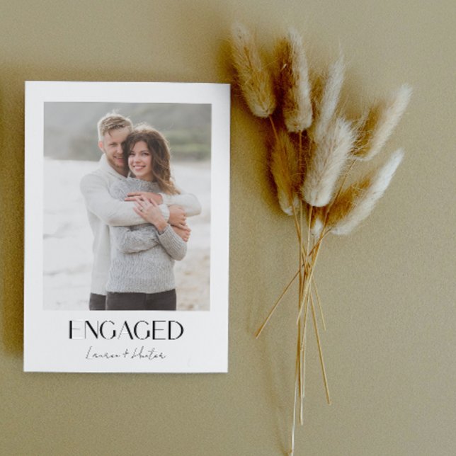Einfache moderne 3-Foto-Script-Engagement-Partei Ankündigung (Engaged & Excited! Join Us for the Party 🥂💍 [Personalize Here])