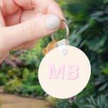 Einfache moderne Anfangsmonogramm Schlüsselanhänger<br><div class="desc">Einfaches Modern Initial Monogram Schlüsselanhänger. Erstellen Sie Ihren eigenen personalisierten Schlüsselanhänger mit einem benutzerdefinierten Initialnamen.</div>