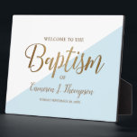 Einfache moderne Blue-Gold-Kalligrafie-Baby-Taufe Fotoplatte<br><div class="desc">Herzlich willkommen bei der fröhlichen Gelegenheit der Taufe Ihres Babys mit der Simple Modern Blue Gold Calligraphy Baby Baptism Plaque. Diese personalisierte Plakette erlaubt es Ihnen, den vollen Namen Ihres Babys hinzuzufügen und so einen wirklich besonderen und sinnvollen Sake zu schaffen. Das Design dieser Plakette strahlt Eleganz und Eleganz aus....</div>