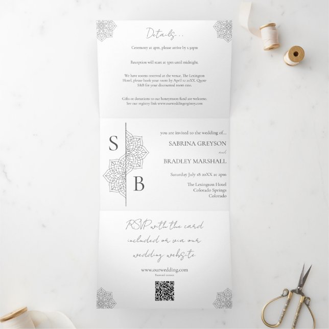 Einfache moderne Boho Monogram Mandala Wedding Dreifach Gefaltete Einladung (Innenseite)