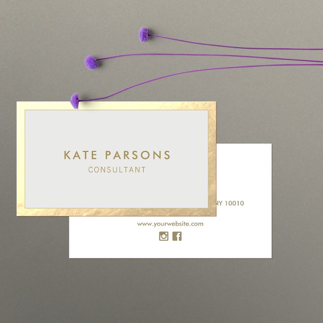 Einfache moderne Gold Border Gray Business Card Visitenkarte (Von Creator hochgeladen)