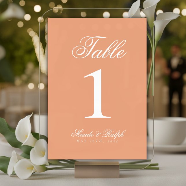Einfache moderne Hochzeit des alten Geldes Tischnummer (Guide guests to their seats with sophistication using these Simple Modern Old Money Table Numbers!)