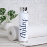 Einfache moderne Minimalistische Blaue Mit Monogra Trinkflasche<br><div class="desc">Ein einfacher,  moderner,  minimalistischer blauer Monogramm-Name.</div>