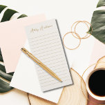 Einfache, moderne Minimalistische Goldschrift | Gr Magnetischer Notizblock<br><div class="desc">Einfache,  moderne,  minimalistische und sehr elegante Goldskripttypografie auf weißem Hintergrund Magnetnotepad Chic,  maßgefertigt und personalisiert mit Ihrem Namen oder benutzerdefinierten Text,  gereiht.</div>