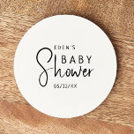 Einfache moderne, neutrale Babydusche Runder Pappuntersetzer<br><div class="desc">Genießen Sie Ihren Kleinen mit unserem schlichten, modernen, neutralen Baby Dusche Rundpapier-Untersetzer in einem minimalistischen Schwarz-Weiß-Design, das modern und hübsch ist. Das moderne, geschlechtsneutrale Ambiente mit seiner sauberen, boho-inspiriert Ästhetik eignet sich perfekt, um einen kleinen Jungen oder ein Mädchen zu jeder Jahreszeit willkommen zu heißen - sei es im Herbst,...</div>