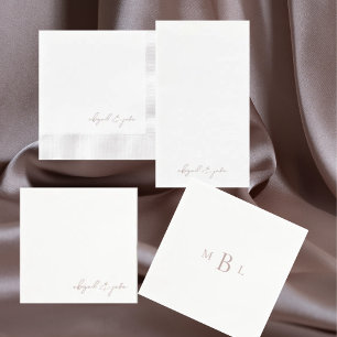 Einfache moderne Rose Gold Script-Namen Hochzeit Serviette
