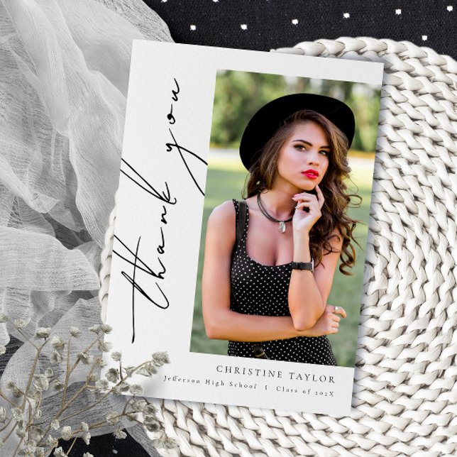 Einfache moderne Script-Abschluss Dankeskarte (Von Creator hochgeladen)