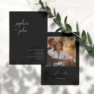 Einfache moderne Script Black Wedding Einladung