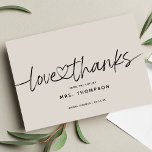 Einfache moderne Script-Liebe und dank Brautparty Dankeskarte<br><div class="desc">Einfache minimale moderne Skript "danke" mit einem Herz verbindet die Worte Brautparty danke Karte. Anpassen oder Löschen von Text für handgeschriebene Nachrichten auf der Rückseite.</div>