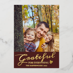 Einfache moderne Typografie Erntedank Familie Foto Folien Feiertagskarte