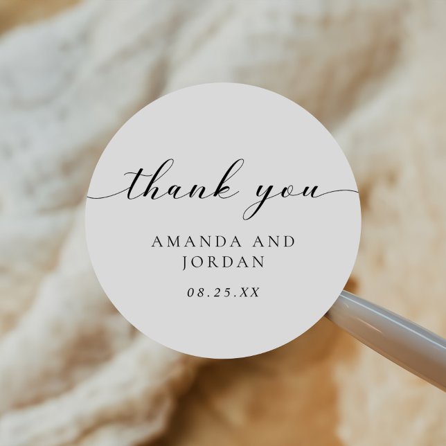 Einfache moderne und Minimalistische Hochzeit Runder Aufkleber (Von Creator hochgeladen)