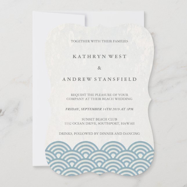 Einfache moderne Waves Blue + White Beach Wedding Einladung (Vorderseite)